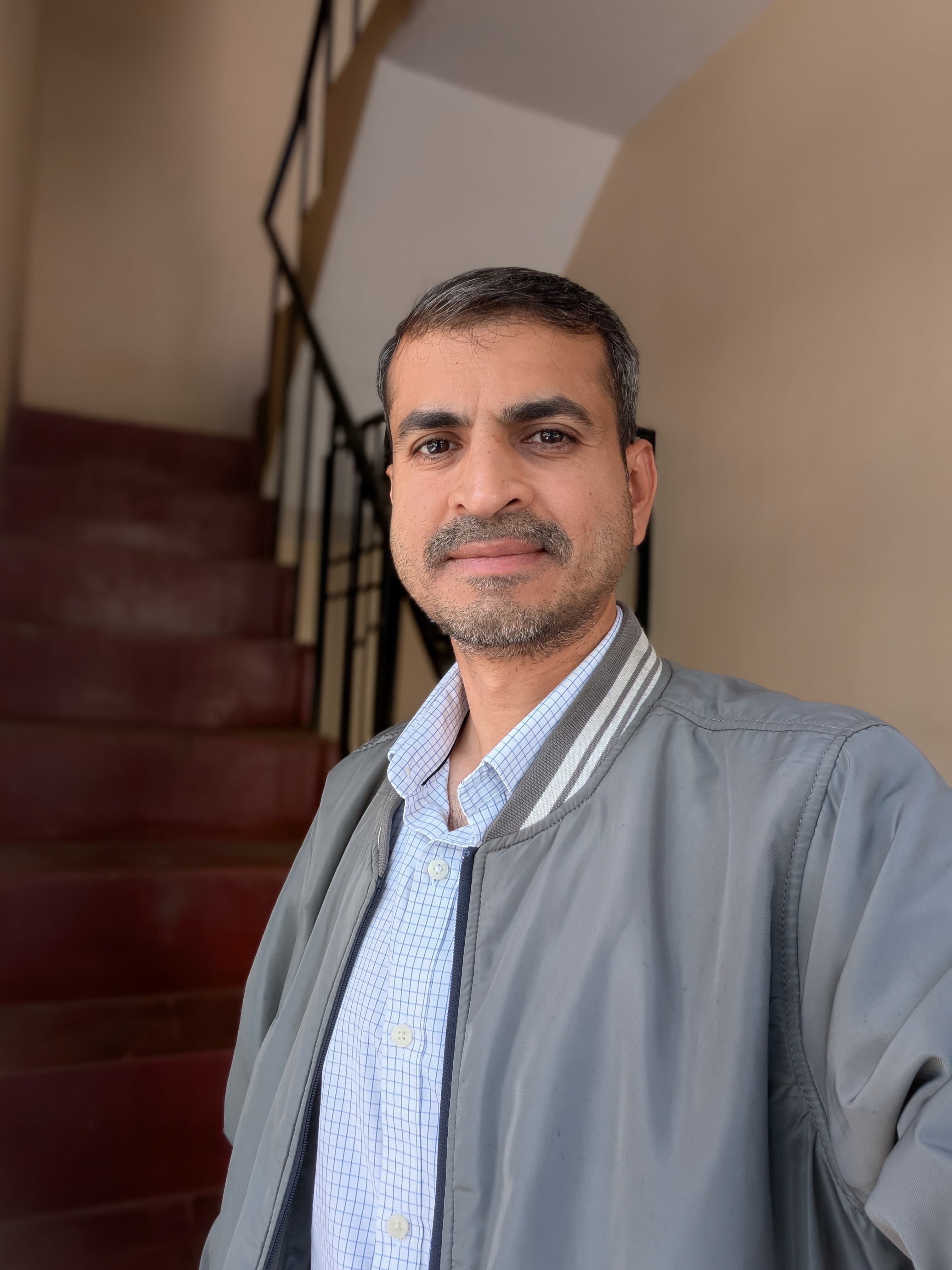 Mr Renu Kshirsagar